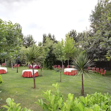 Pazo De Monterrei Hotel 3*