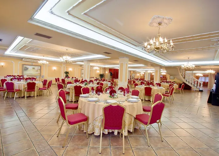 Hotel Pazo De Monterrei 3*