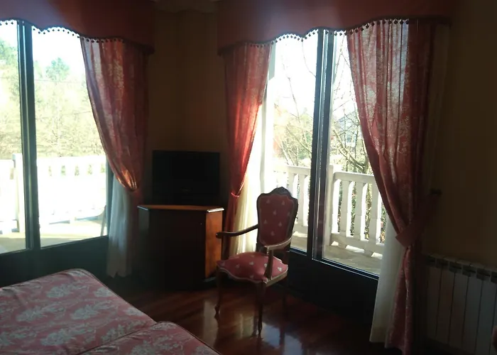 Hotel Pazo De Monterrei 3*