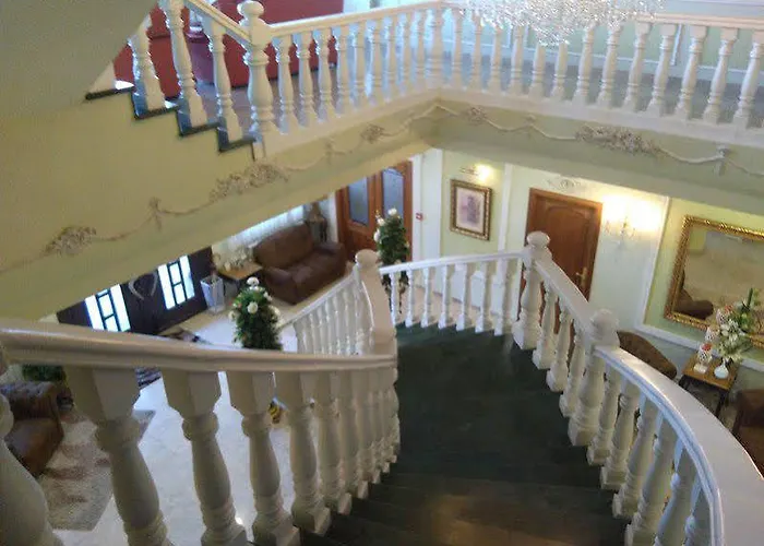 Pazo De Monterrei 3* Ourense